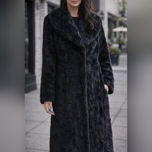 Faux Fur Coat For Women Size M in great condition Pamela McCoy Black